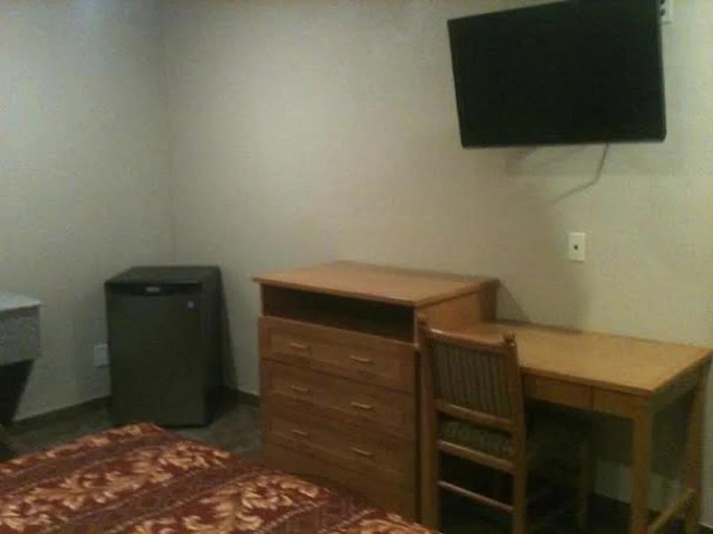 Hesperia Inn