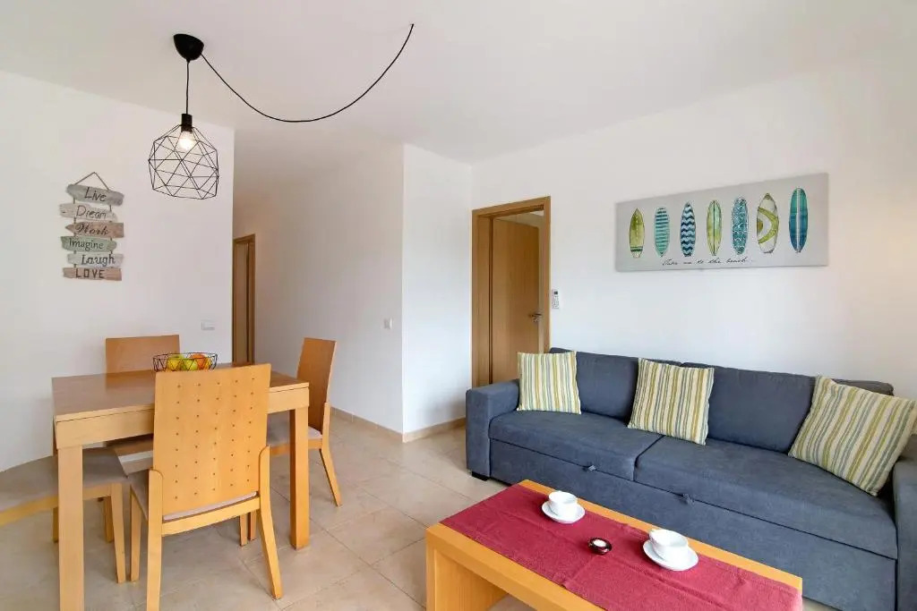 Costa Cabanas 1