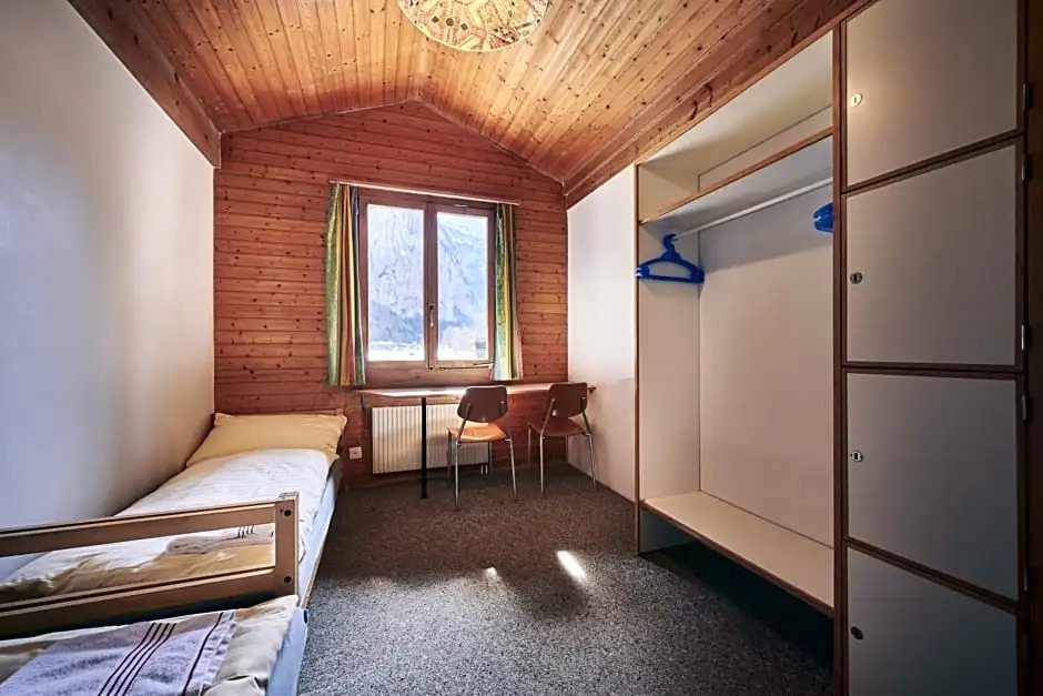 Alpine Base Hostel