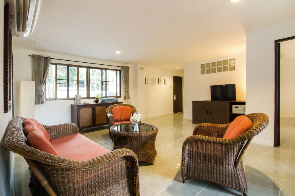 Dolphin Bay Beach Resort