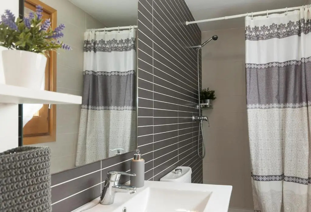 Lets Holidays Mediterranean apartment 3 minutes to the beach 3