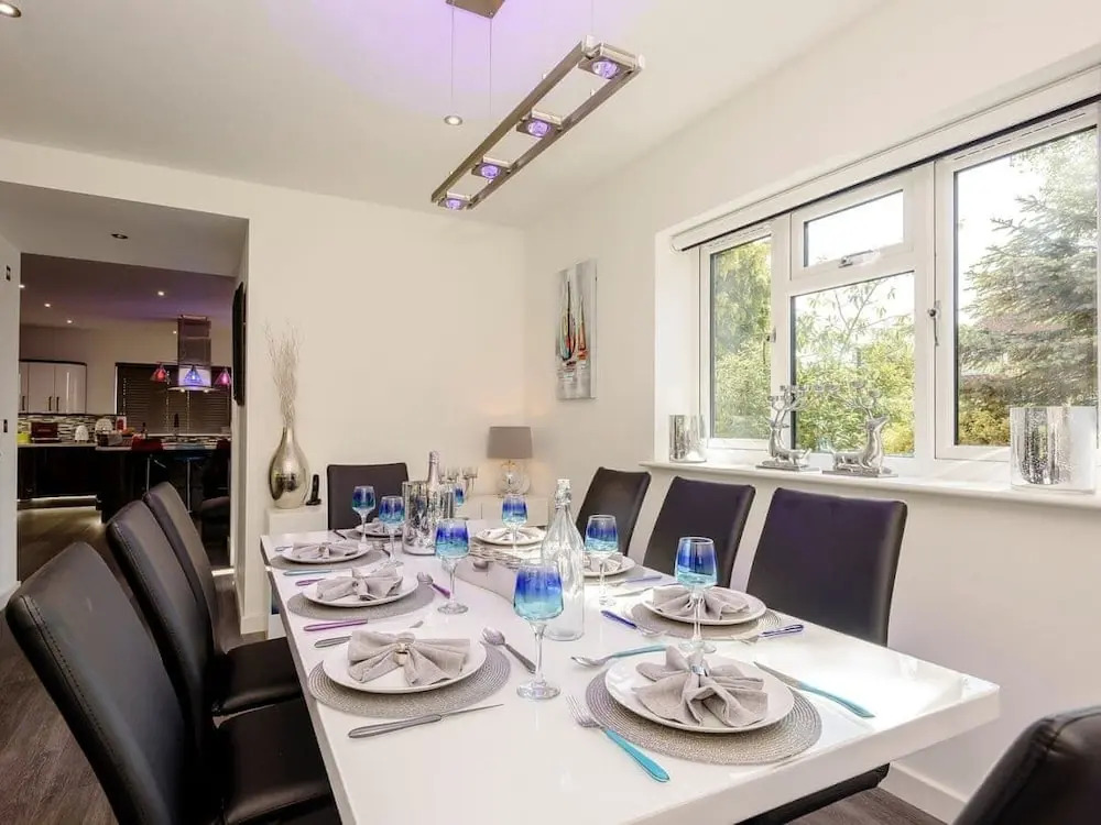 Kingfisher Lodge - 4 Bed Villa