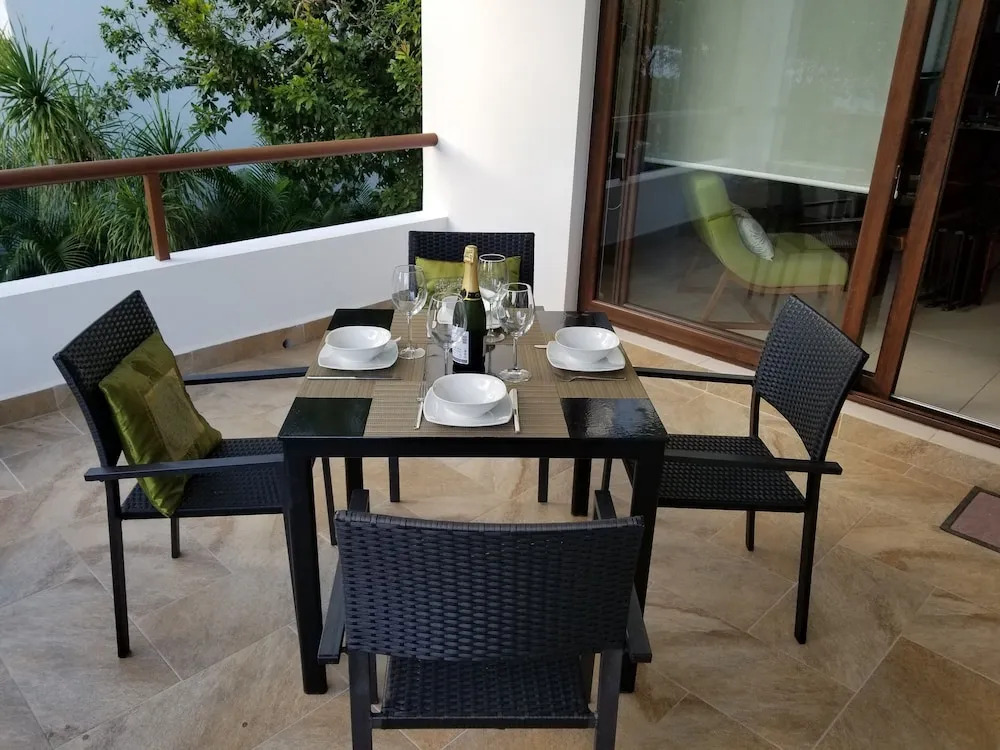 Charming 2 bedroom Apartment within Bahia Principe Resort