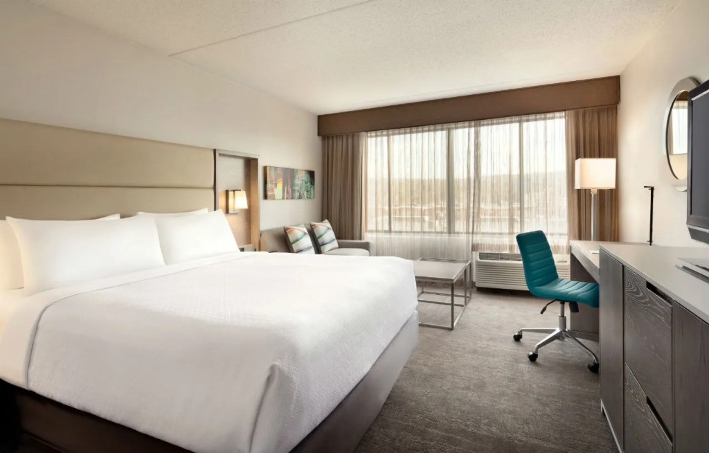 Crowne Plaza Englewood by IHG