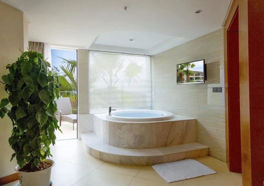 Hotspring Peninsula Resort Hotel
