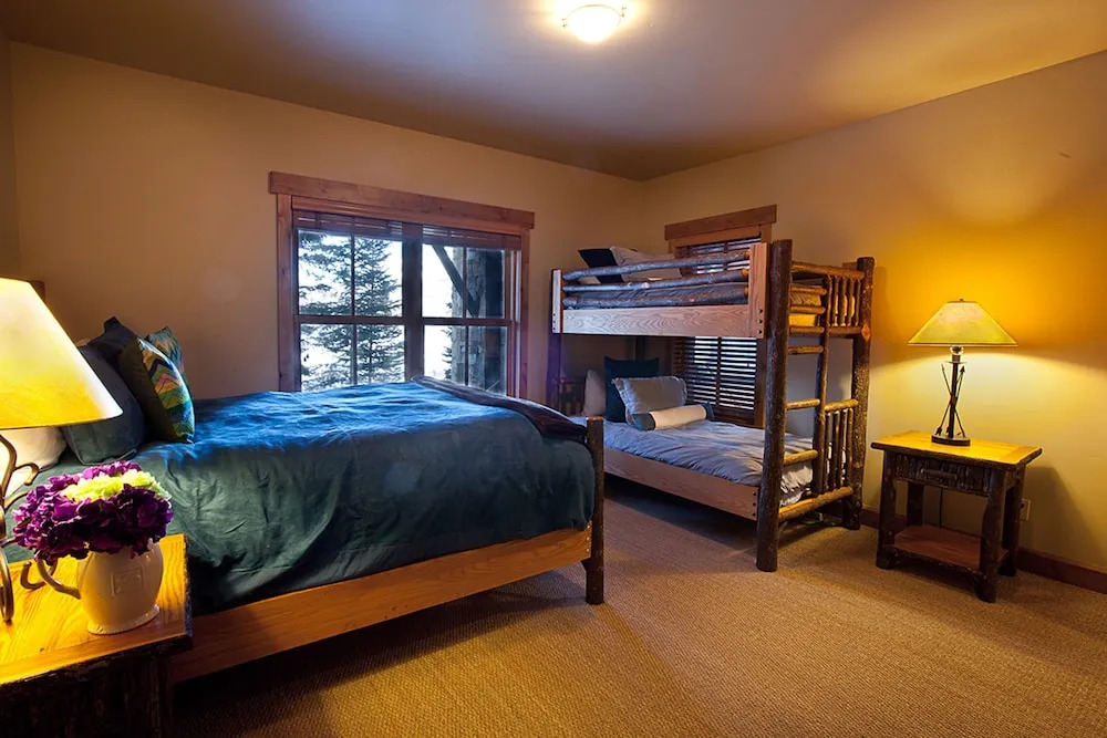 Elkstone Place 6