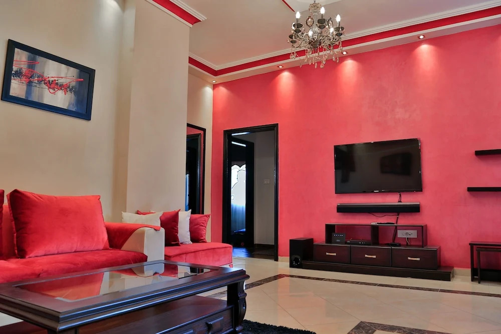 Modern & Hillview Terrace