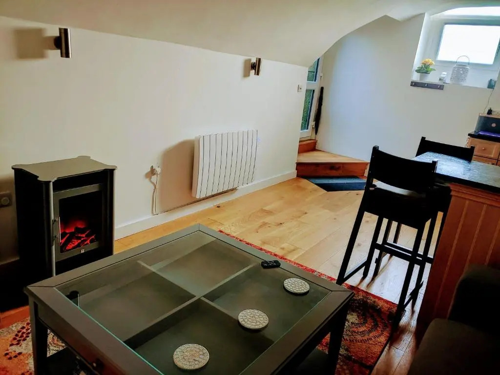 Pell Dell Apartment