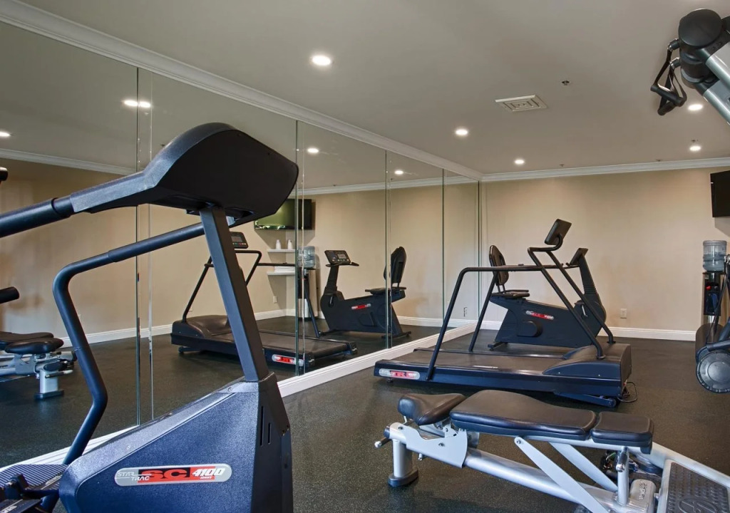 Best Western Plus Orange County Airport North