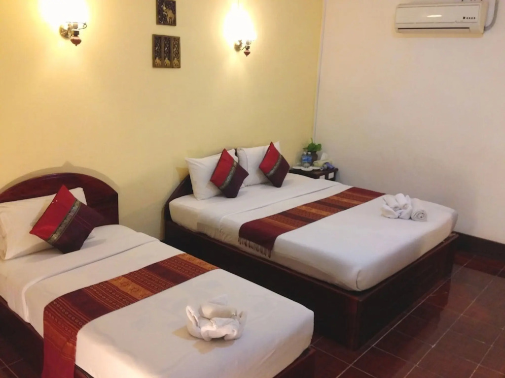 Vangsavath Hotel
