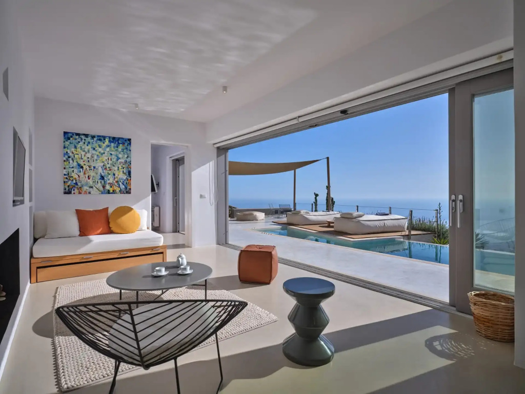 Santorini Heights