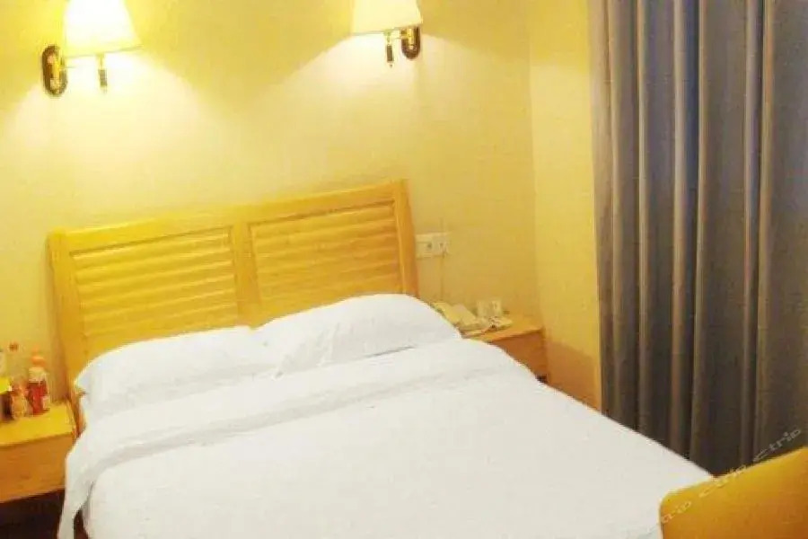 Meishan Hotel (Sansu Temple Wanda Plaza Branch)
