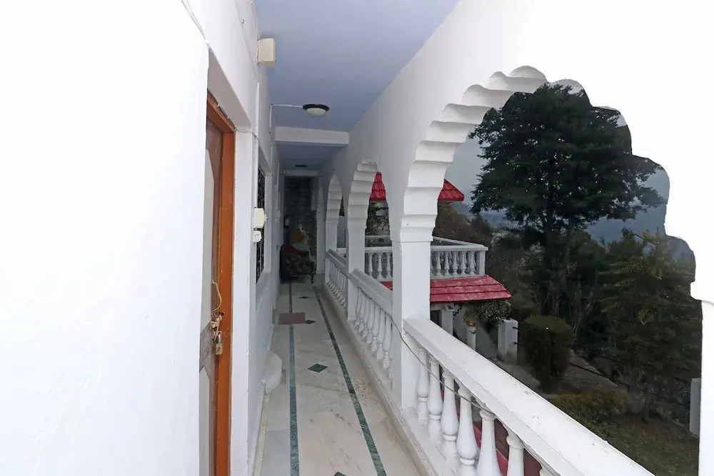 Oyo 29782 Himalayan Retreat Neelkantha