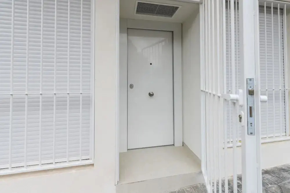 M Scr7b1 Amplio Piso Exterior de un Dormitorio e