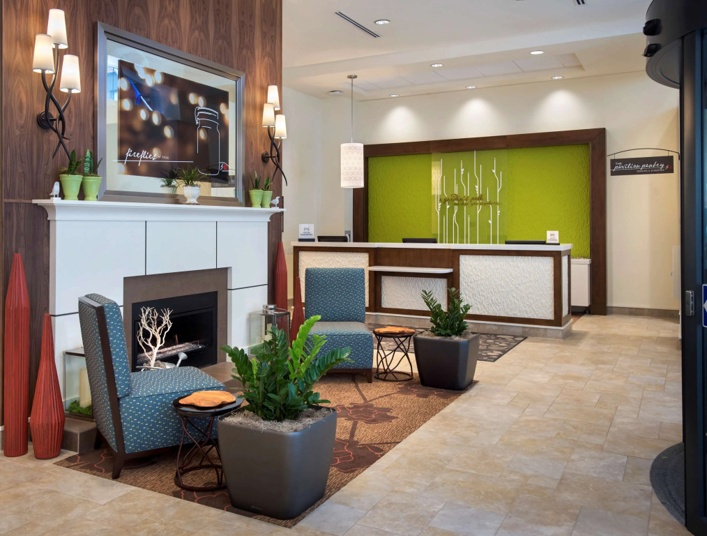 Hilton Garden Inn Chicago Downtown Riverwalk