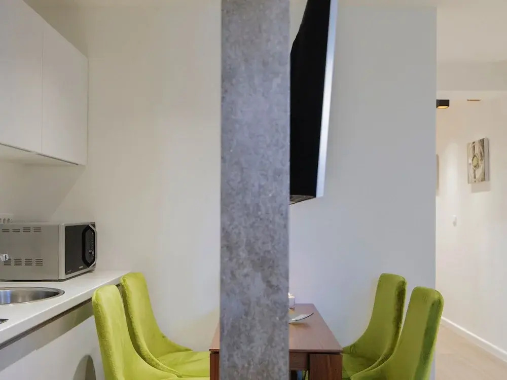 Enticing Holiday Home In Split Near Sea Beach