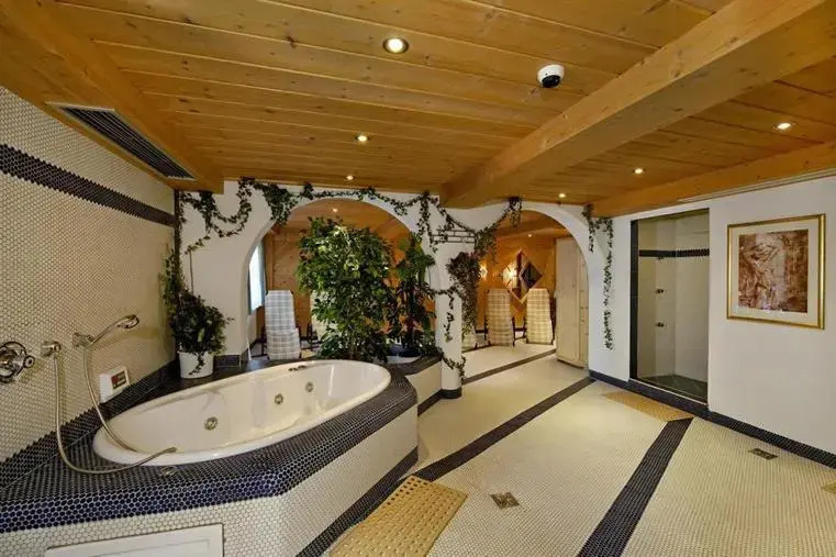 Lasalt - Mountain Legends Hotel
