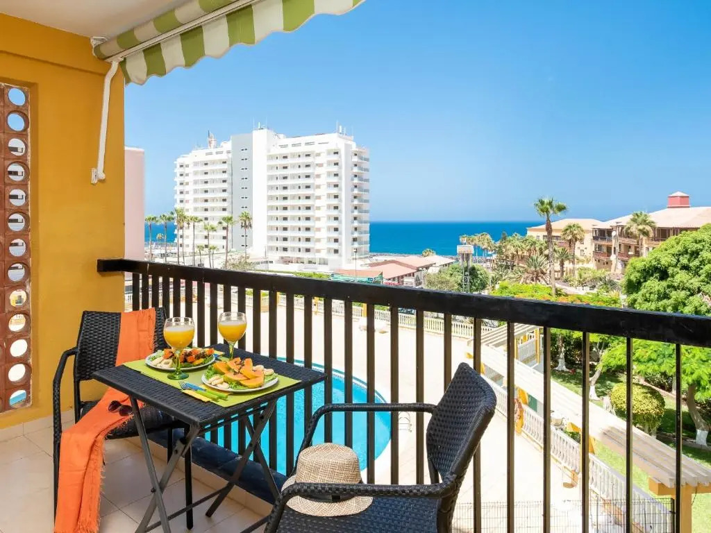 32 BRIGHT COPACABANA ocean view free WiFi