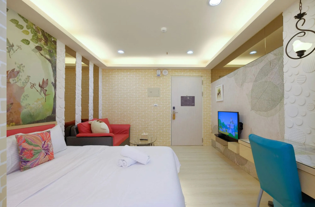 85 Asia Hotel