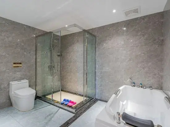 Huatailin Hotel