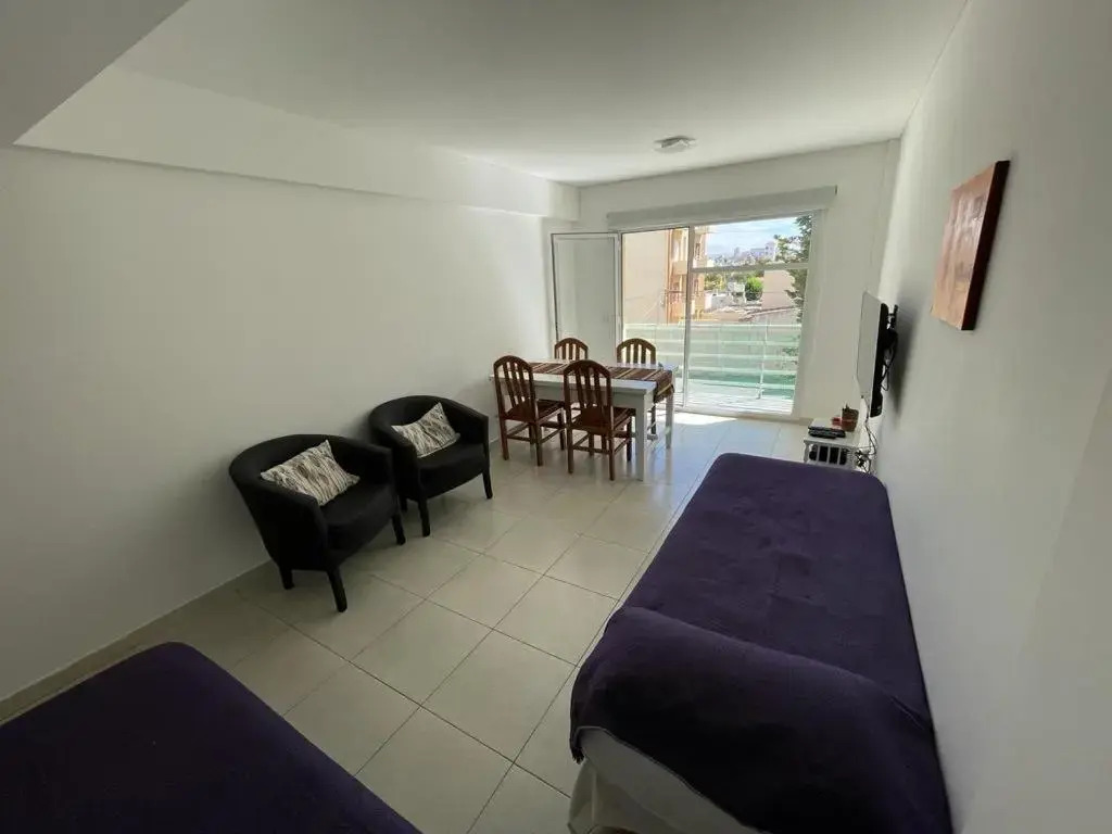 Hermoso Departamento céntrico a 50mts del mar