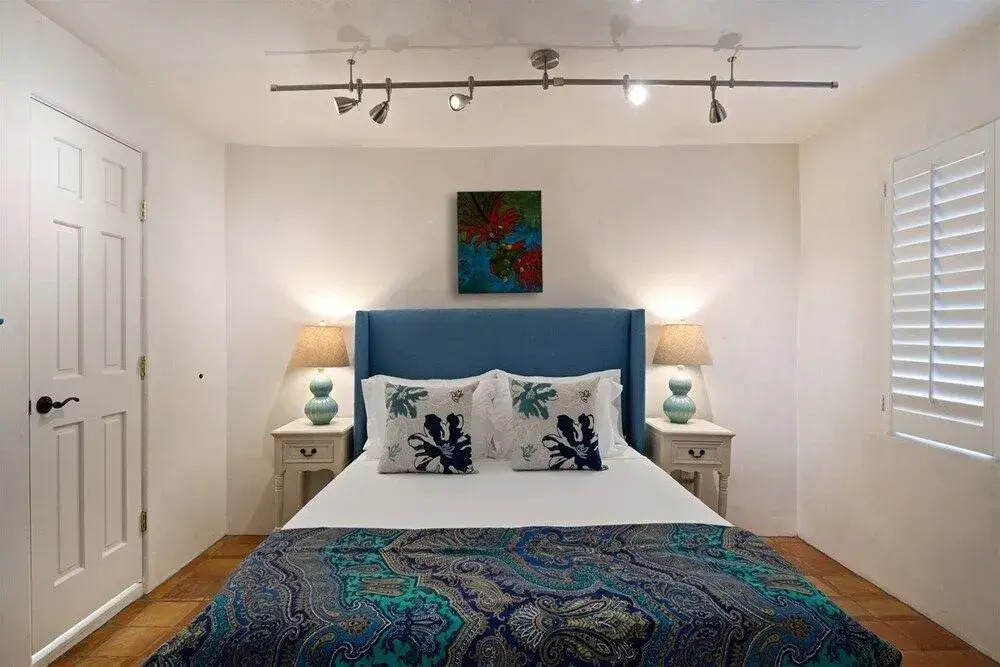 Casa Artista - A Work Of Art, One Block to Canyon Rd