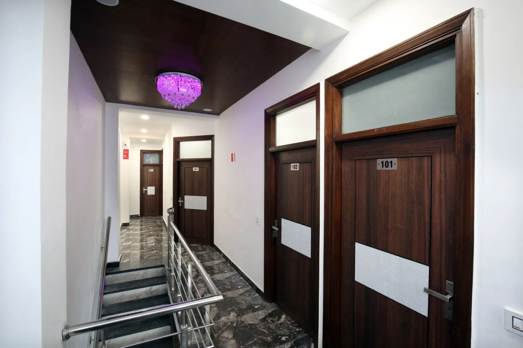 Hotel Oberoi By OYO Rooms