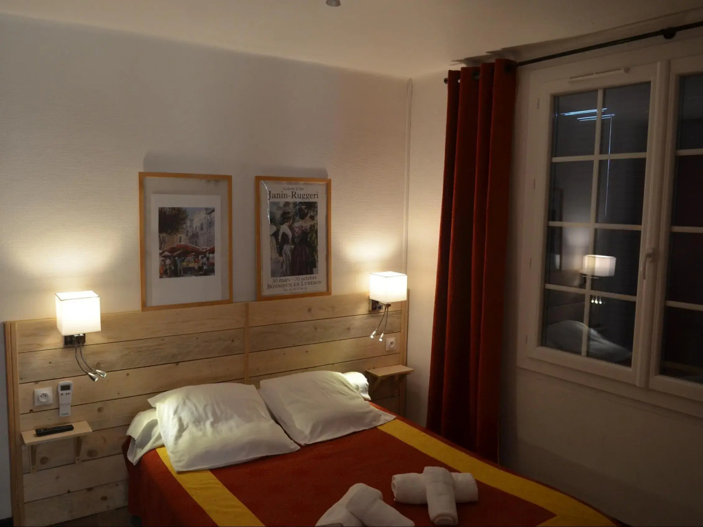Logis Hôtel Panoramique César
