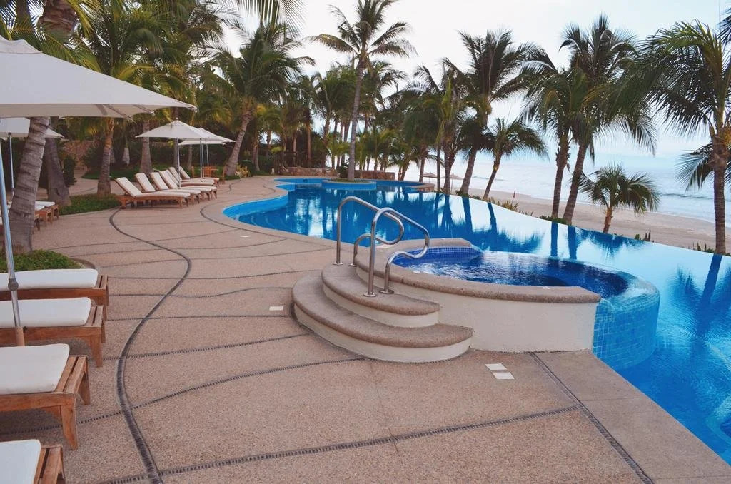 Los Veneros Resort Residences And Beach Club