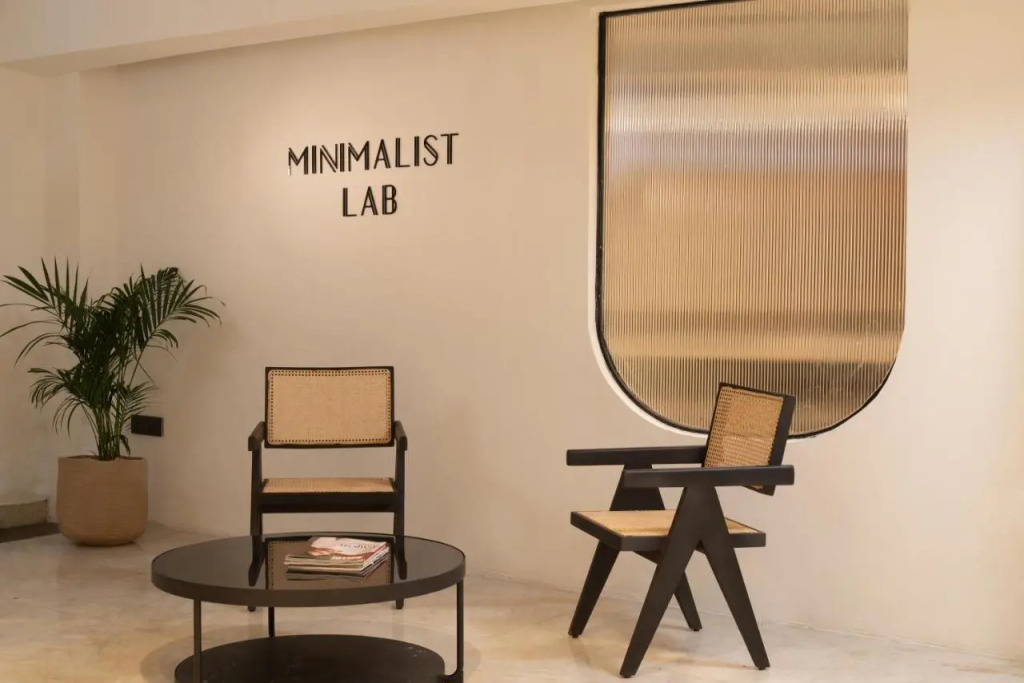 Minimalist Poshtel & Suites
