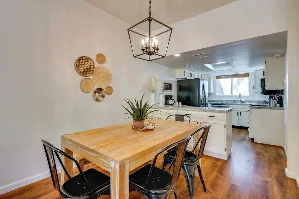 Tucson Foothills Oasis Near Hiking Trails!