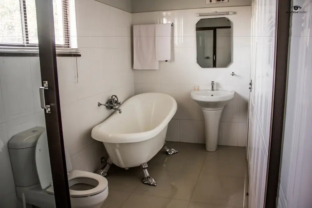 Nomads Court Lodge