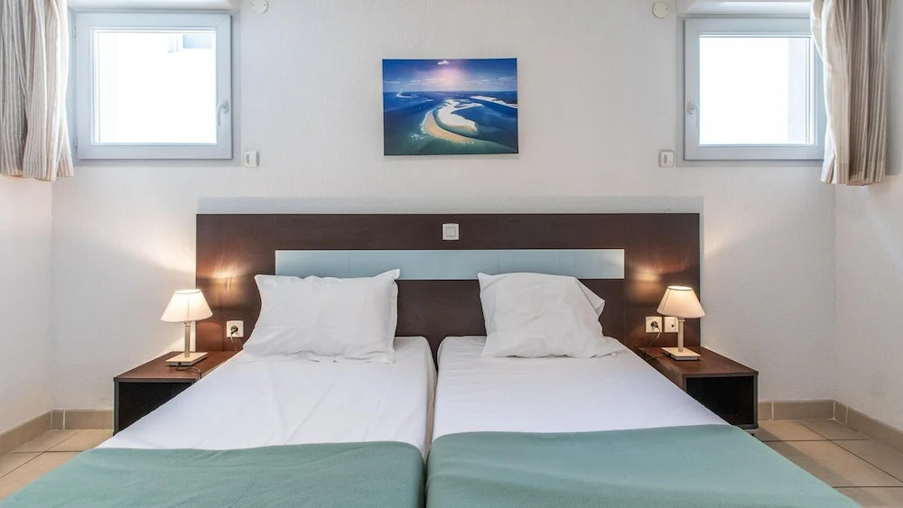 Coastal Stay for 4 in Cagnes-sur-mer