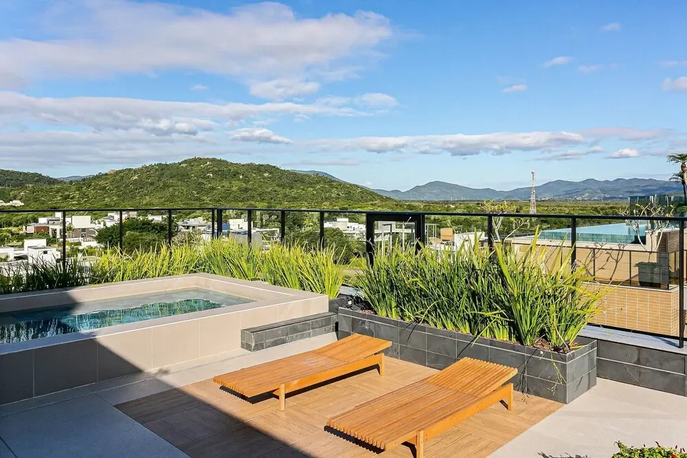 Apartment With/pool in Jurere Internacional Epc204