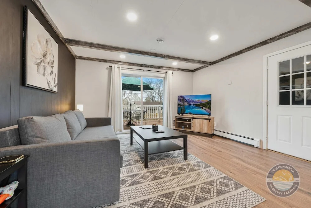 Pet-friendly Lake Geneva Home With Game Room