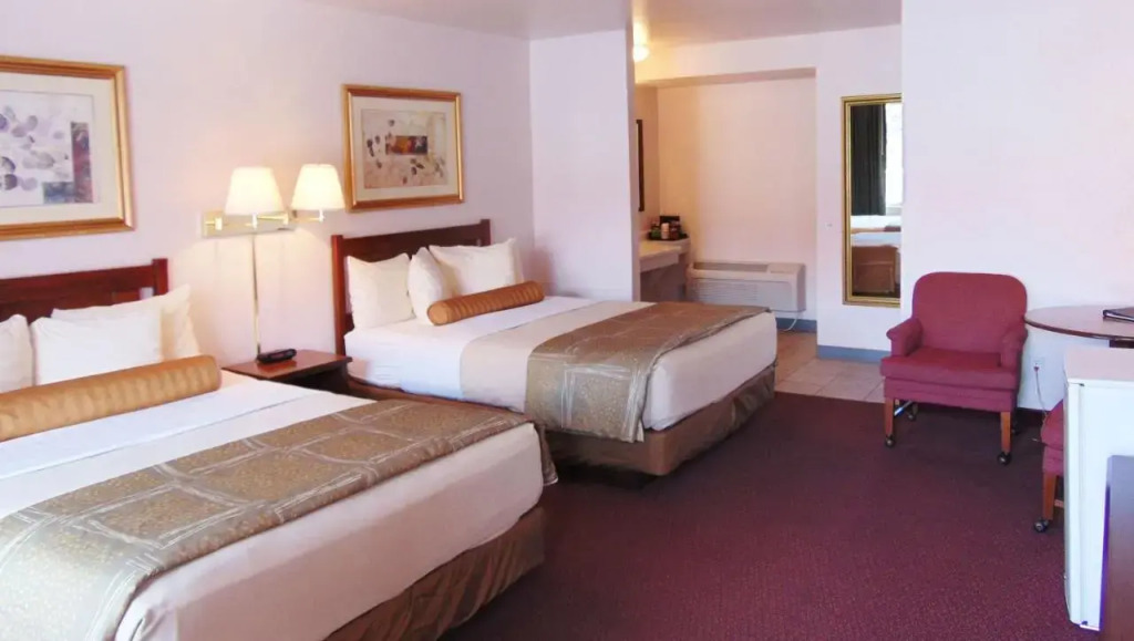 Magnuson Hotel Manitou Springs