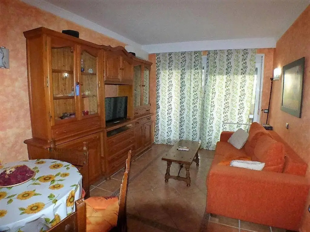 Benalbeach, 20
