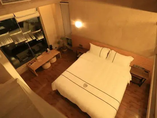 Guanlanting Homestay (Jianshui Zitao Street)