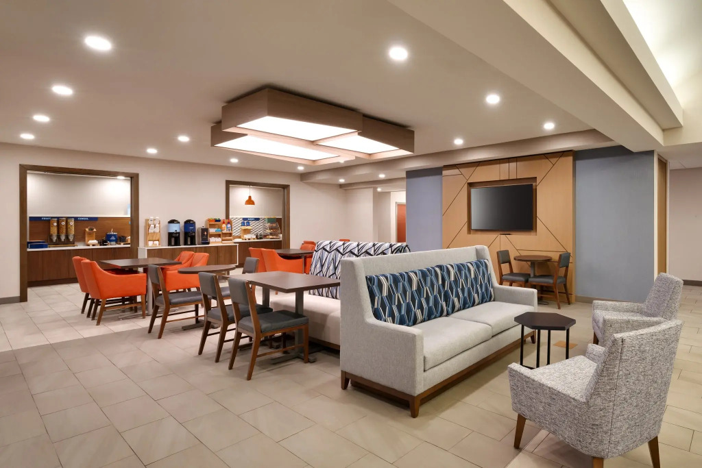 Holiday Inn Express and Suites Helena by IHG