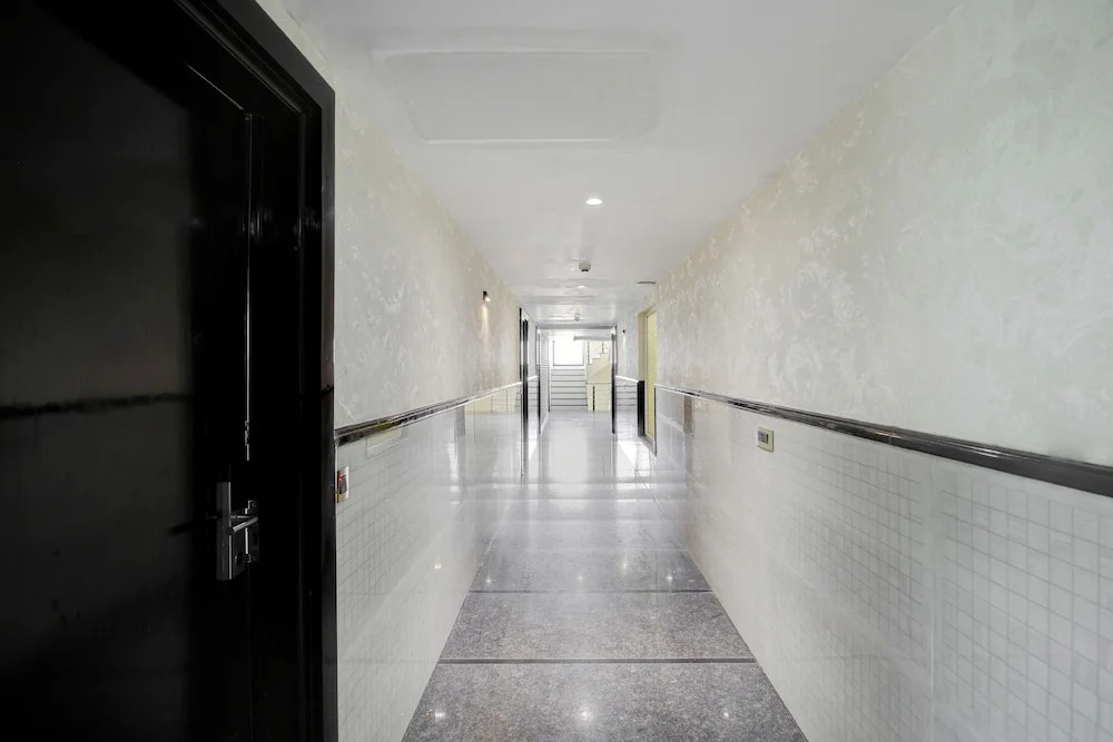 Collection O 135 Hotel Broadway