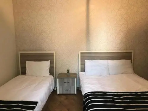 Zeytoon Hotel