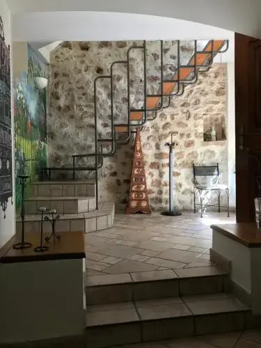 L'élégante