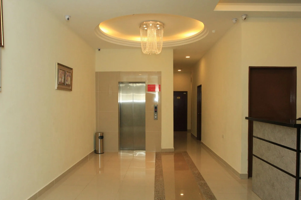 Veer Hotel