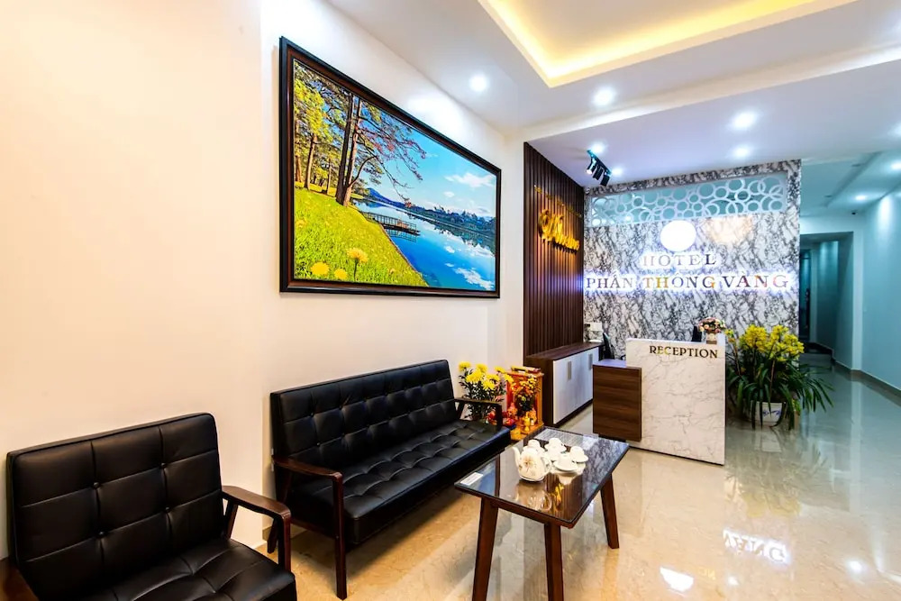 Phan Thong Vang Hotel