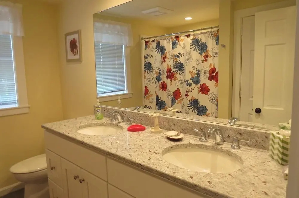 305 Ridgevale Road - Four Bedroom House