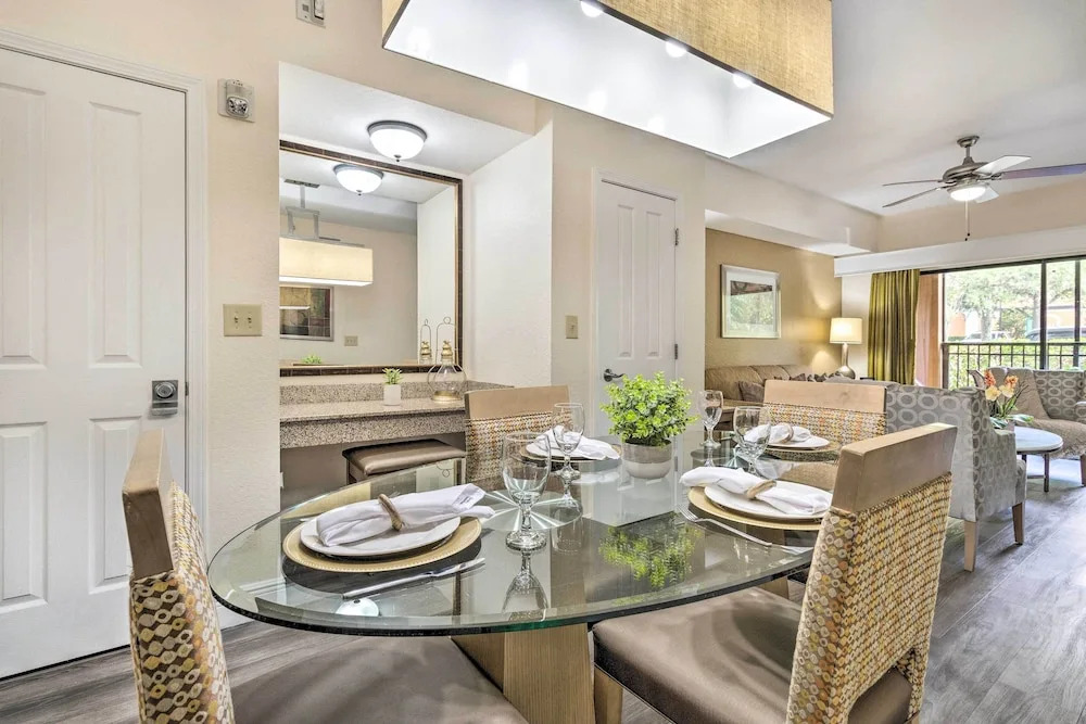 Disney Good Neighbor Resort Condo < 4 Mi to Wdw!