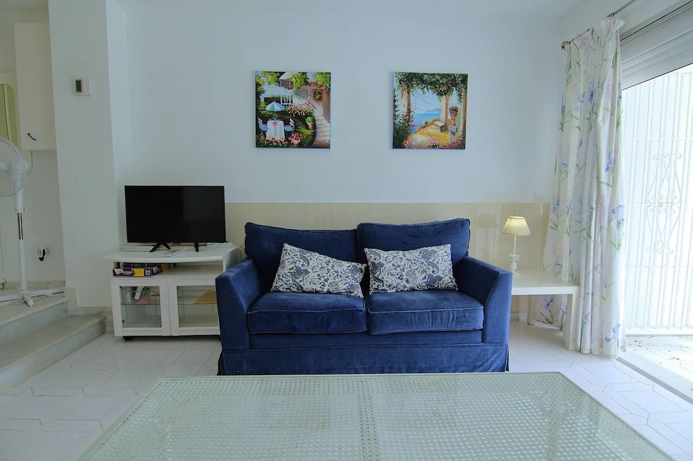 La Petunia Apartment