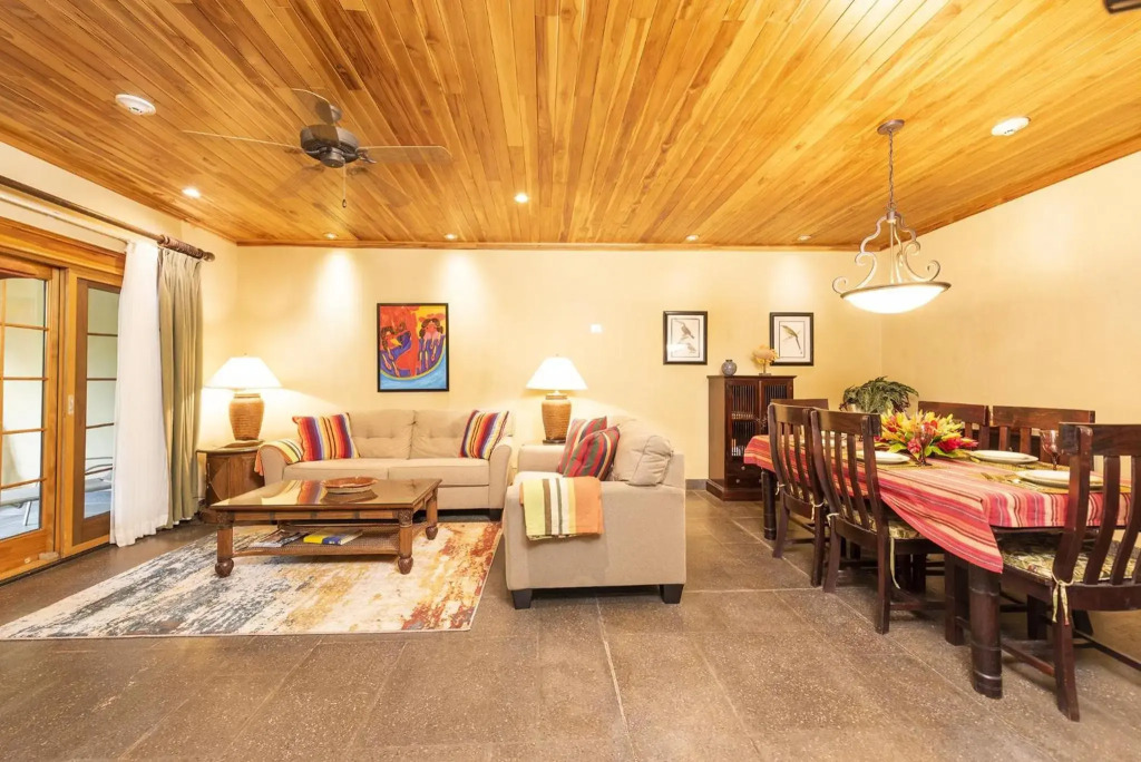 La Esquina 7 Langosta- 2 Bedroom luxury condo