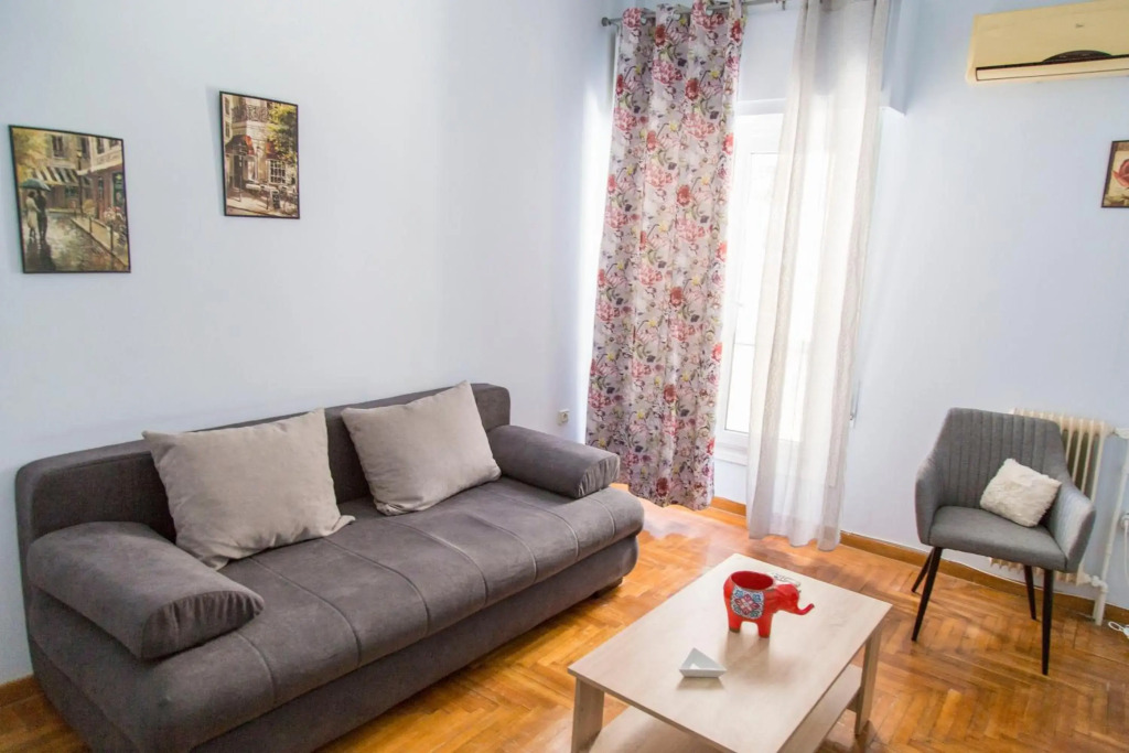 aris apartment
