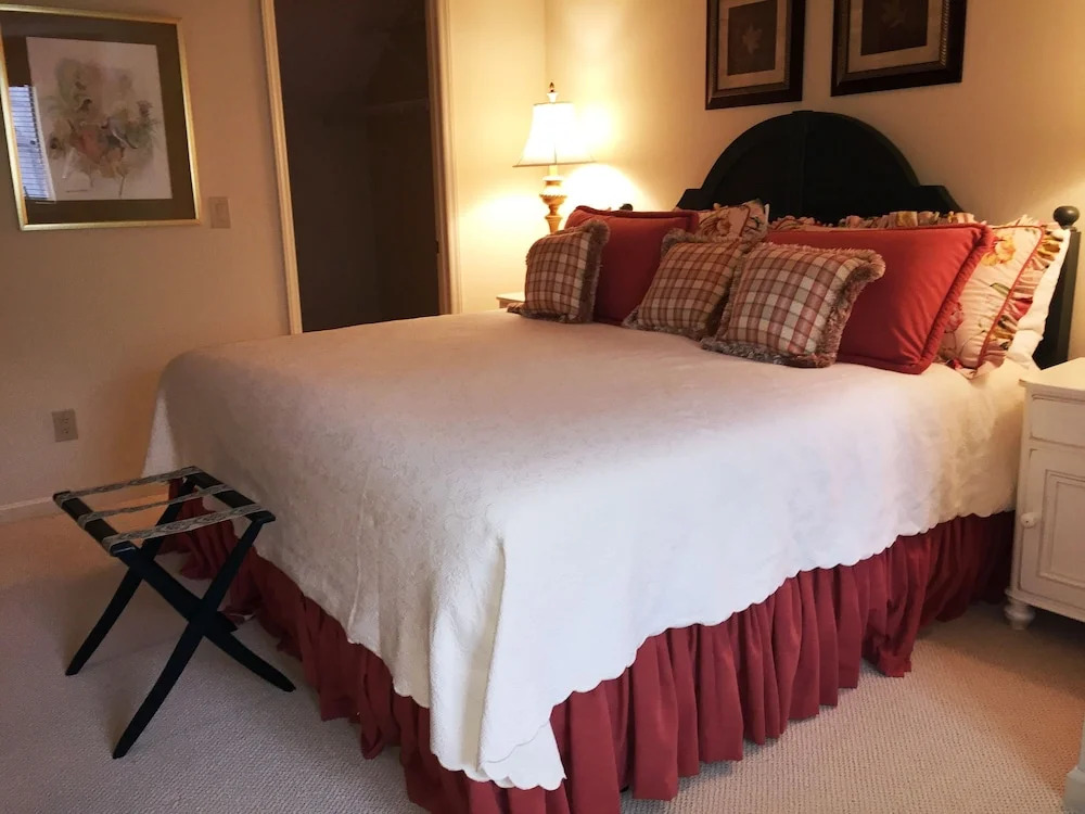 Magnolia 6 3 Bedrooms 3 Bathrooms Condo